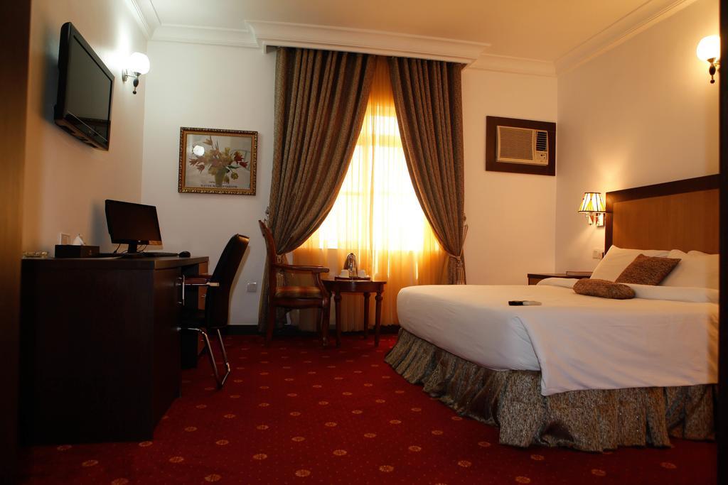 Immaculate Suites And Apartments Mobushipe الغرفة الصورة