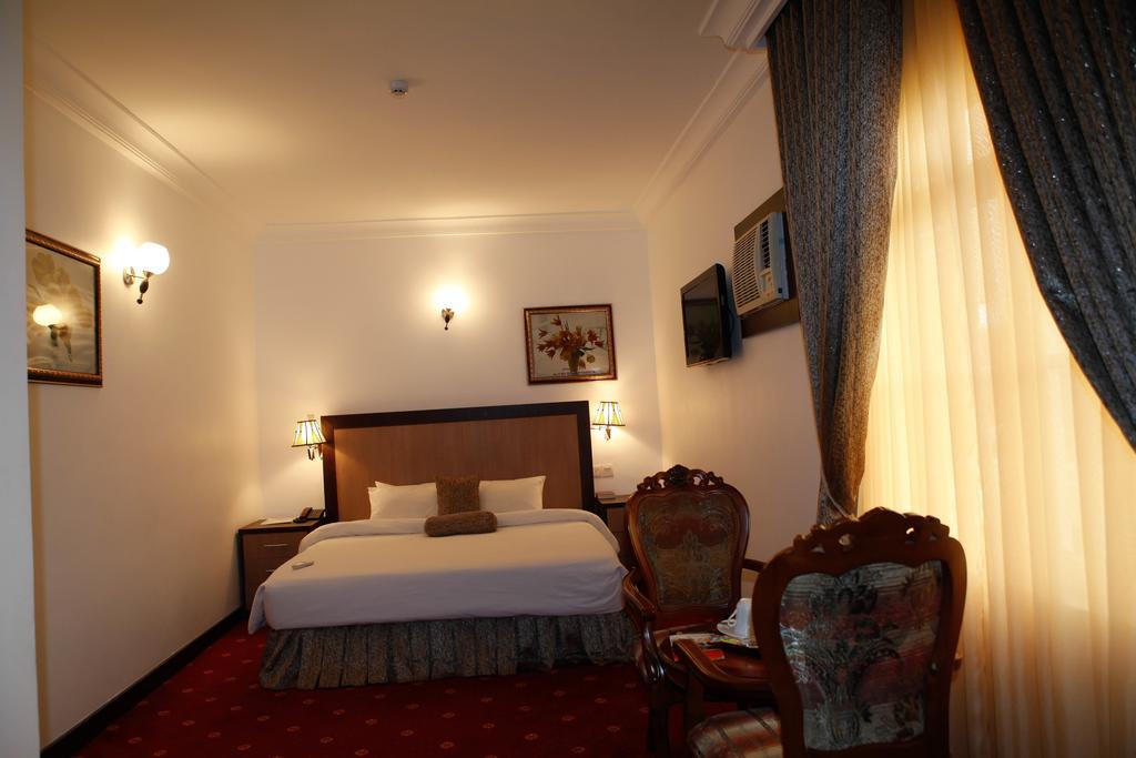 Immaculate Suites And Apartments Mobushipe الغرفة الصورة